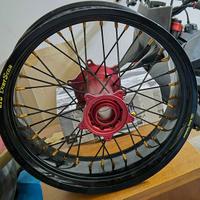 Aprilia sxv cerchio posteriore faba tubeless
