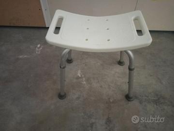 sgabello per doccia