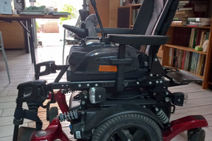 Carrozzina elettrica