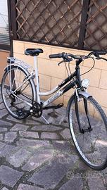 Bicicletta donna 28”