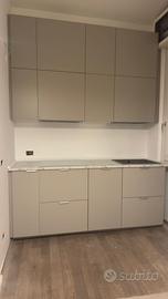 Trilocale ristrutturato via quintosole / Ripamonti