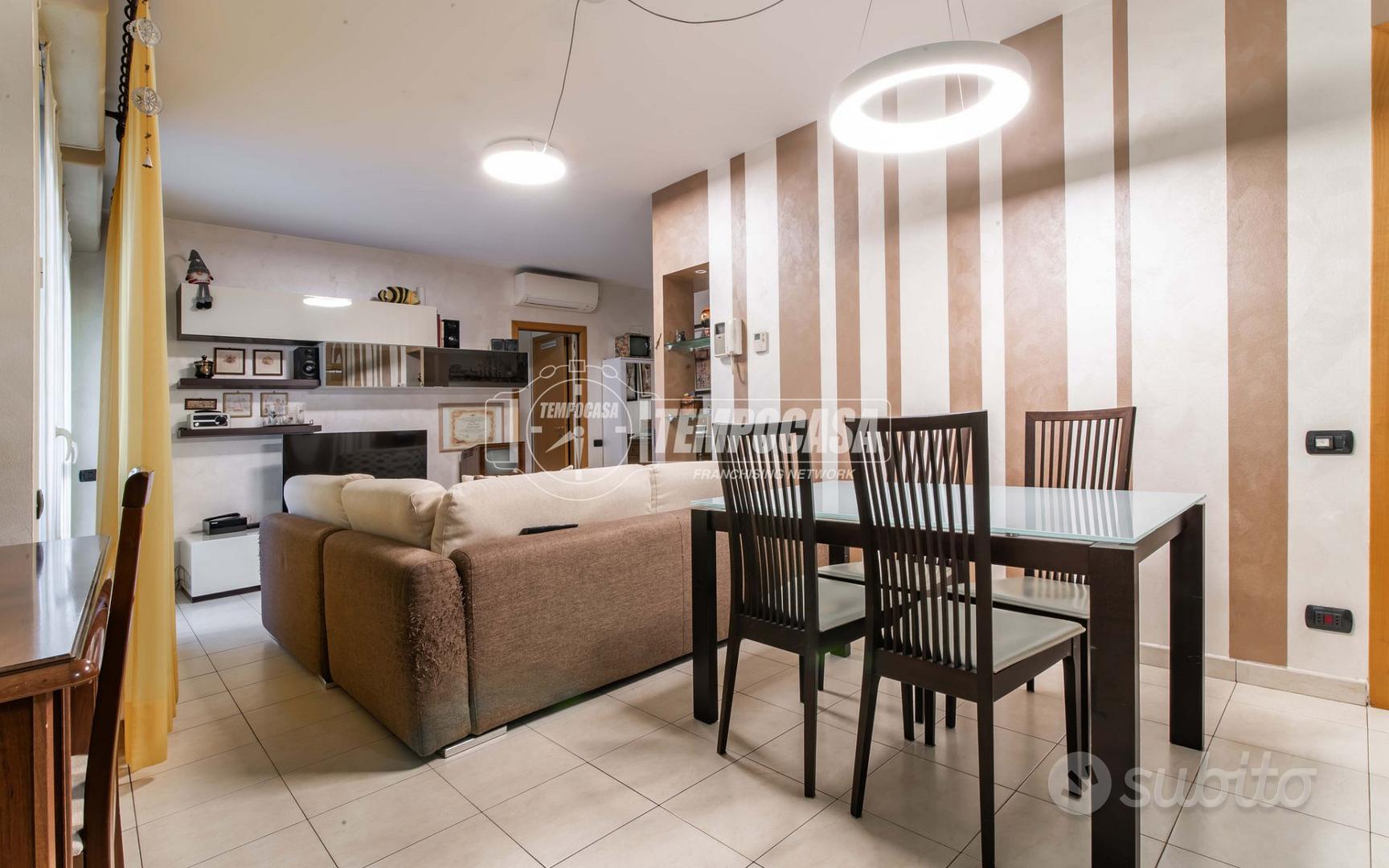 Ampio 3 locali con box e TERRAZZO !! - Vista 4