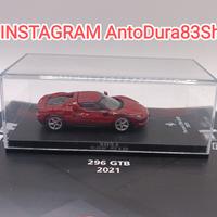 Modellino Auto Ferrari Scala 1:64