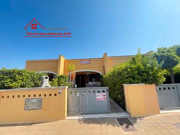 Villa a Torre Pali con 2 bagni a 500 mt dal mare