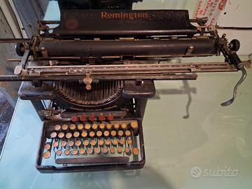 Macchina da scrivere REMINGTON D 'EPOCA 