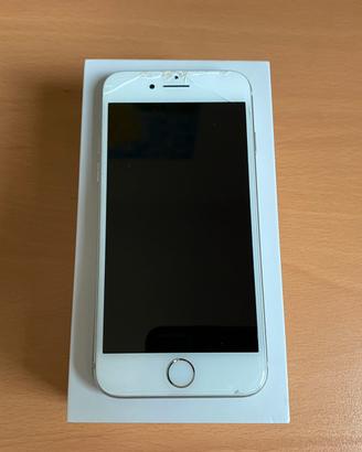 IPhone 8 silver 64 Gb