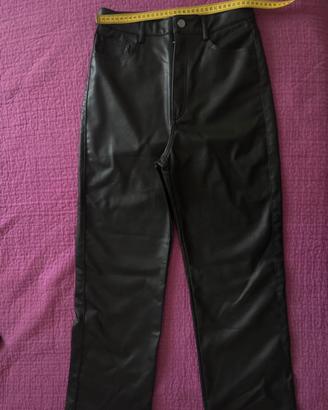 Pantaloni donna in similpelle nera misura 38