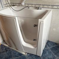 Vasca da bagno Easylife per disabili e anziani