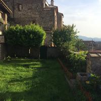 Trilocale con giardino nel centro storico di Giove