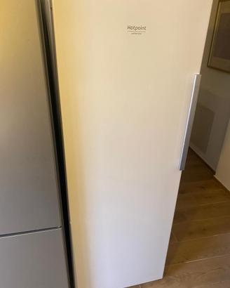 Congelatore verticale hotpoint Ariston