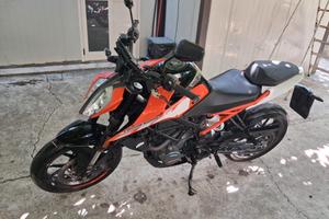 KTM DUKE 125 
