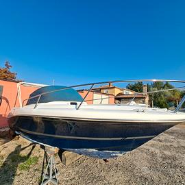 JEANNEAU CAP CAMARAT 715 WAlk+YAMAHA 150 4-Tempi