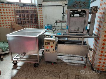 Pressa opercoli "Cosminox" funziona perfettamente