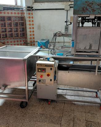 Pressa opercoli "Cosminox" funziona perfettamente