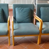 3 poltroncine con 3 cuscini