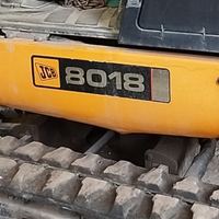 Miniescavatore 18 q. - jcb 8018