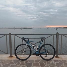 Orbea Orca M20i team 2025 (Ultegra Di2 12v /tg.51)