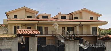 PORZIONE DI QUADRIFAMILIARE A ALBANO LAZIALE