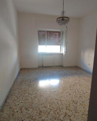 APPARTAMENTO 4 VANI ZONA VILLA