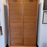 Mobile antico / schedario in legno con serrandine