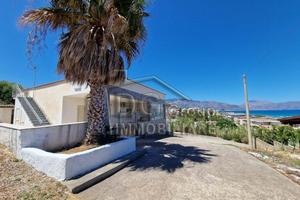 VILLA UNIFAMILIARE ZONA ALECCIA