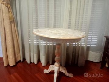 Tavolino d'arredo