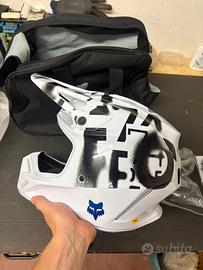 Casco fox v3 motocross