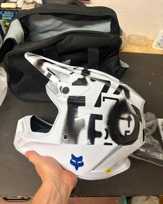 Casco fox v3 motocross