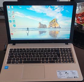 P. C. portatile Asus R540S