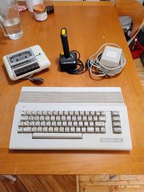 Commodore 64 C testato + datasette e joystick