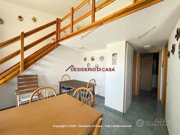 Casa, Campofelice di Roccella.