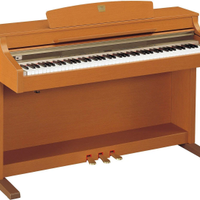 YAMAHA CLAVINOVA CLP330 + Sgabello