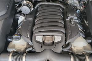 PORSCHE Cayenne 4.8 S