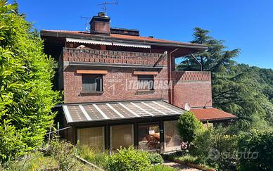 ESCLUSIVA VILLA A SCHIERA PANORAMICA, VIA DEI COLL