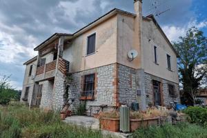 Singola a Avigliano Umbro