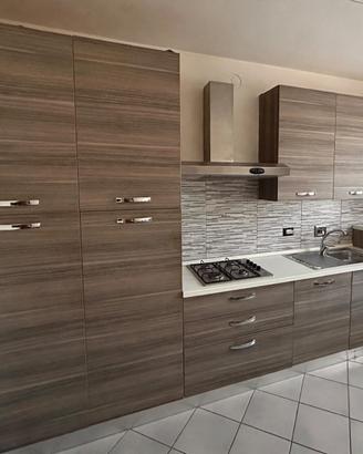 Cucina moderna Mondo Convenienza – color legno