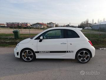 Abarth 595 1.4 Turbo T-Jet 165 CV Turismo