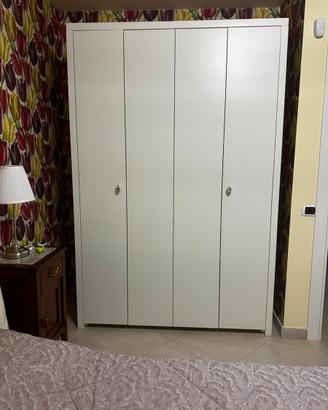 Armadio artigianale bianco laccato