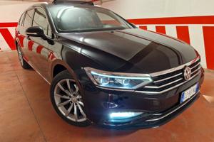Volkswagen Passat B8 190 cv FULL