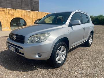 Toyota Rav 4 - Autovettura.