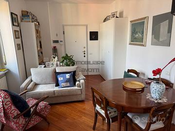 NUDA PROPRIETA' BILOCALE ULTIMO PIANO CON BOX