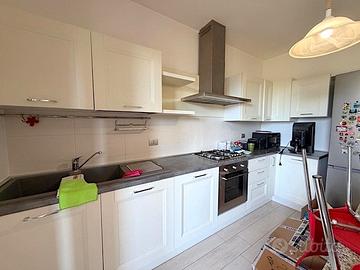 Cucina FEBAL di Qualità 380cm col. bianca - Franke