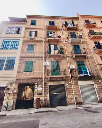 4 LOCALI A PALERMO