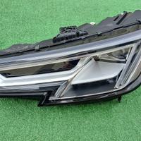 AUDI A4 8W0 FULL LED Faro Fanale Sinistro SX