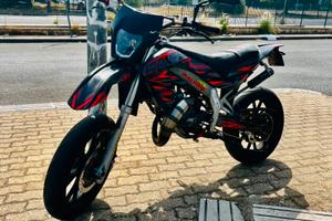 aprilia sx 50 2016