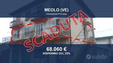 Immobile in asta di 137 m² con più di 5 locali a M