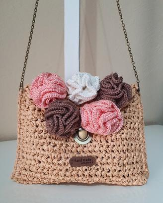 Pochette in rafia naturale 