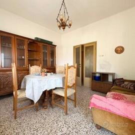 Appartamento in quadrifamiliare con terrazza
