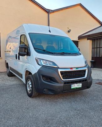PEUGEOT Boxer (3ª serie) Boxer 333 2.2 BlueHDi...