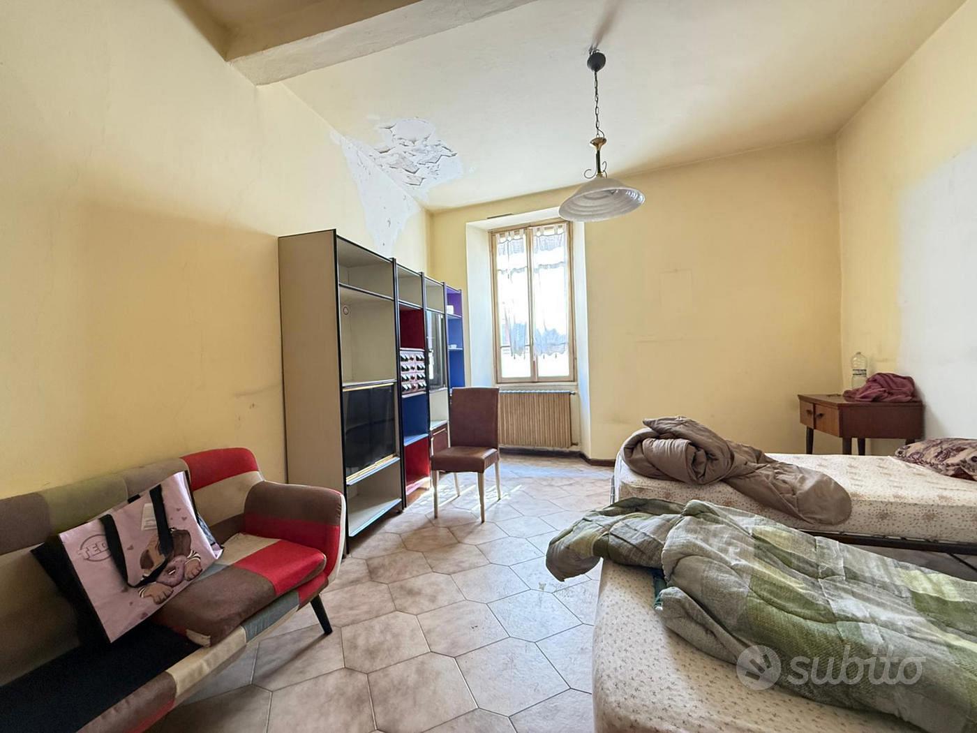 Apartment in Palazzolo sull'Oglio, Piazza, Mura - Altro